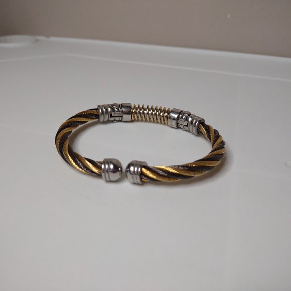 Nice Two Tone Twisted Metal Bracelet - Picture 4 of 11